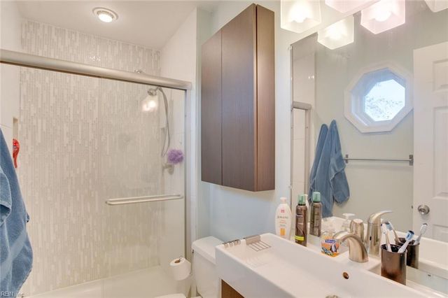 2220 Rock Lake LOOP, Virginia Beach, VA 23456