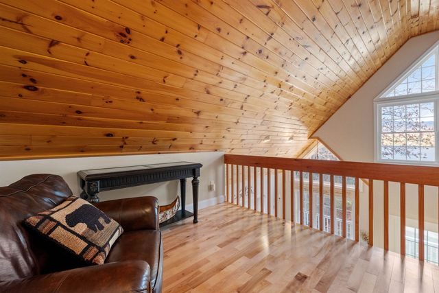 244 Wentworth Shores Road, Moultonborough, NH 03254