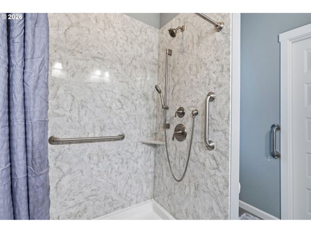 6110 Ne 134TH St, Vancouver, WA 98686