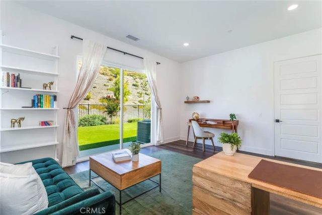 17701 Ridgeline Court, Saugus, CA 91350