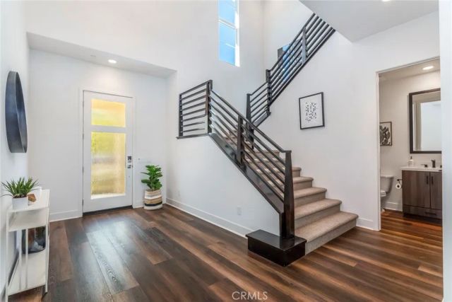 17701 Ridgeline Court, Saugus, CA 91350
