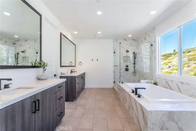 17701 Ridgeline Court, Saugus, CA 91350
