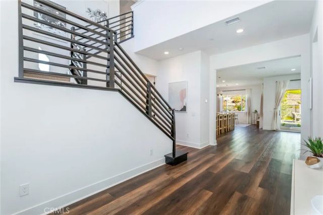 17701 Ridgeline Court, Saugus, CA 91350