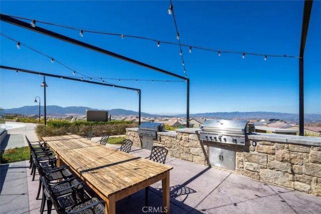 17701 Ridgeline Court, Saugus, CA 91350