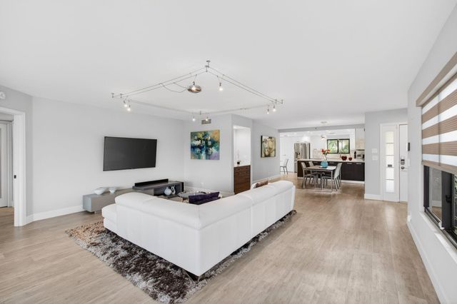 7473 Victory Lane, Delray Beach, FL 33446