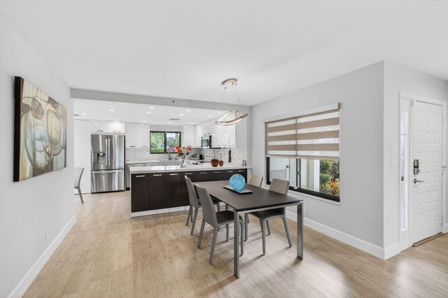 7473 Victory Lane, Delray Beach, FL 33446