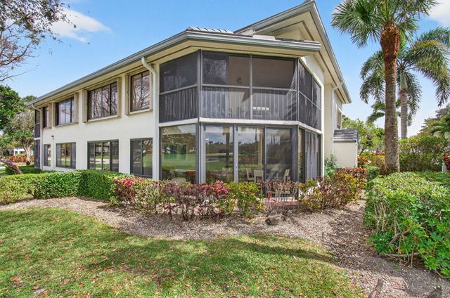 7473 Victory Lane, Delray Beach, FL 33446