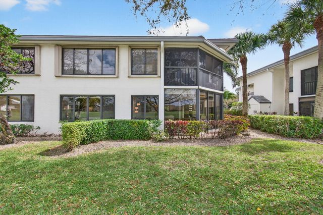 7473 Victory Lane, Delray Beach, FL 33446