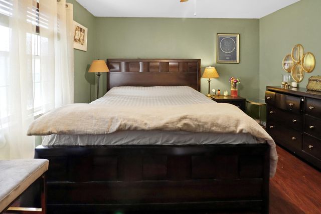 801 E Guinevere Street, Springfield, MO 65807