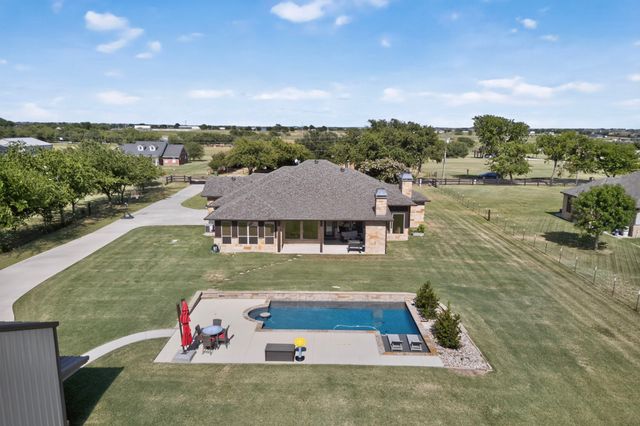 10509 County Road 1001, Godley, TX 76044