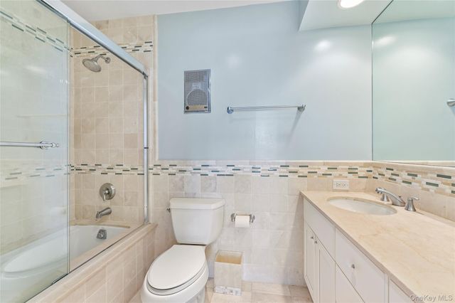 265 Dune Road 68, Westhampton Beach, NY 11978