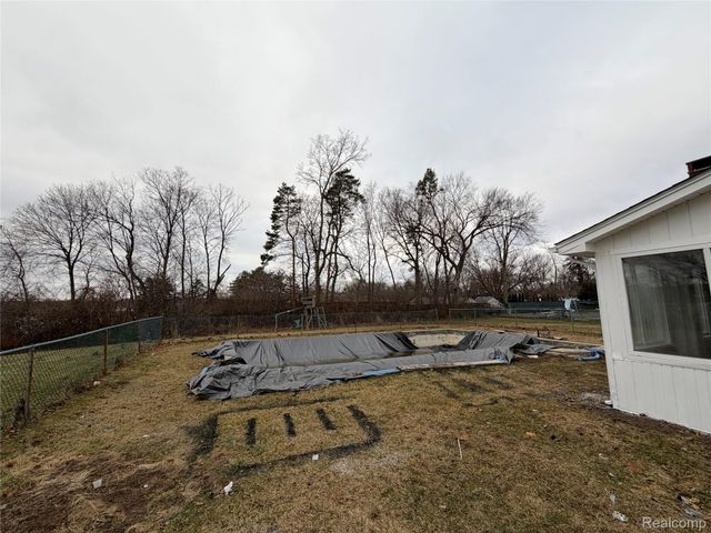 45669 Harmony Lane, Van Buren Charter Township, MI 48111