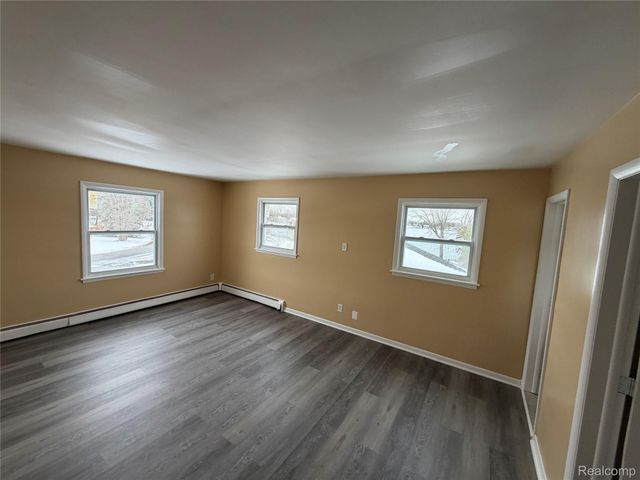 45669 Harmony Lane, Van Buren Charter Township, MI 48111