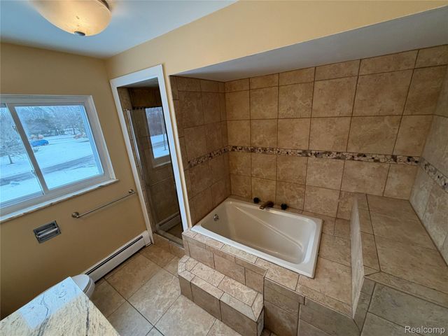 45669 Harmony Lane, Van Buren Charter Township, MI 48111