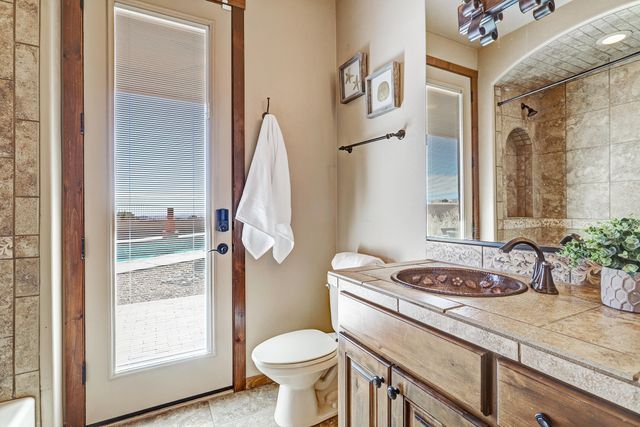 6019 Rooster Point Road NE, Rio Rancho, NM 87144