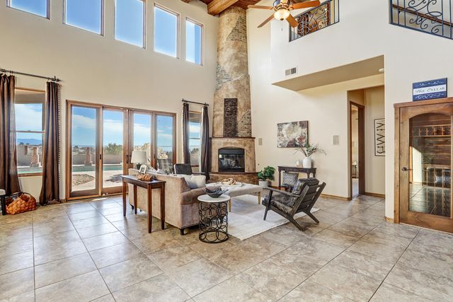 6019 Rooster Point Road NE, Rio Rancho, NM 87144