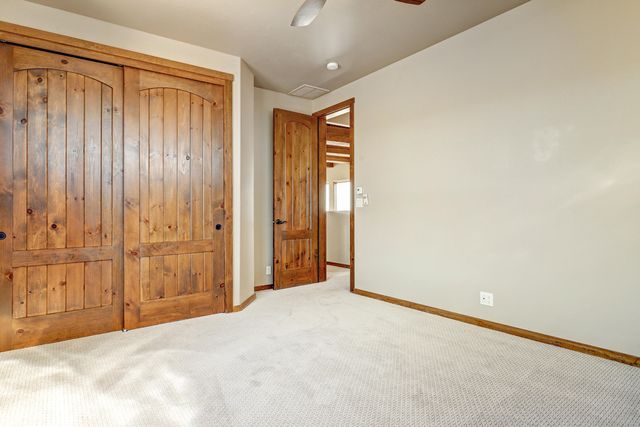 6019 Rooster Point Road NE, Rio Rancho, NM 87144