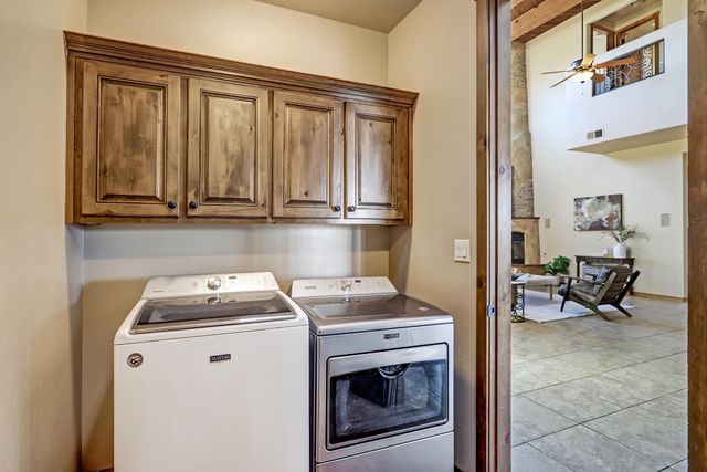 6019 Rooster Point Road NE, Rio Rancho, NM 87144