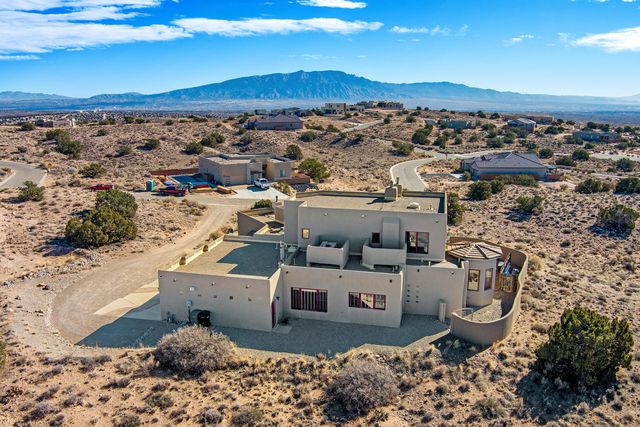 6019 Rooster Point Road NE, Rio Rancho, NM 87144