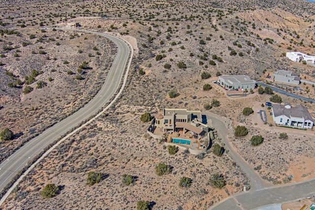 6019 Rooster Point Road NE, Rio Rancho, NM 87144