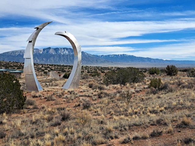 6019 Rooster Point Road NE, Rio Rancho, NM 87144