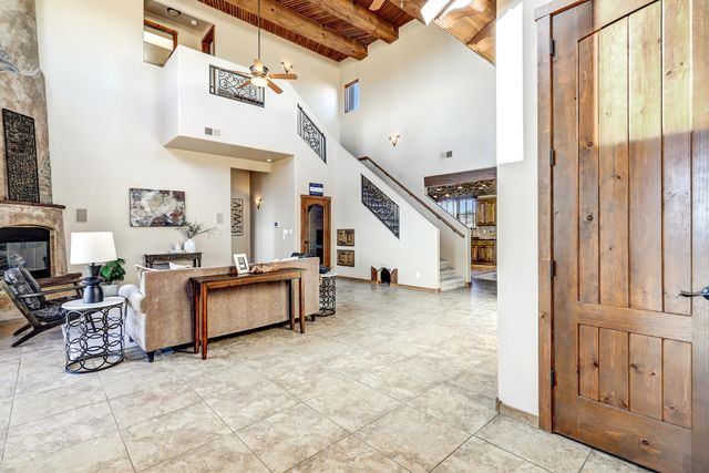 6019 Rooster Point Road NE, Rio Rancho, NM 87144