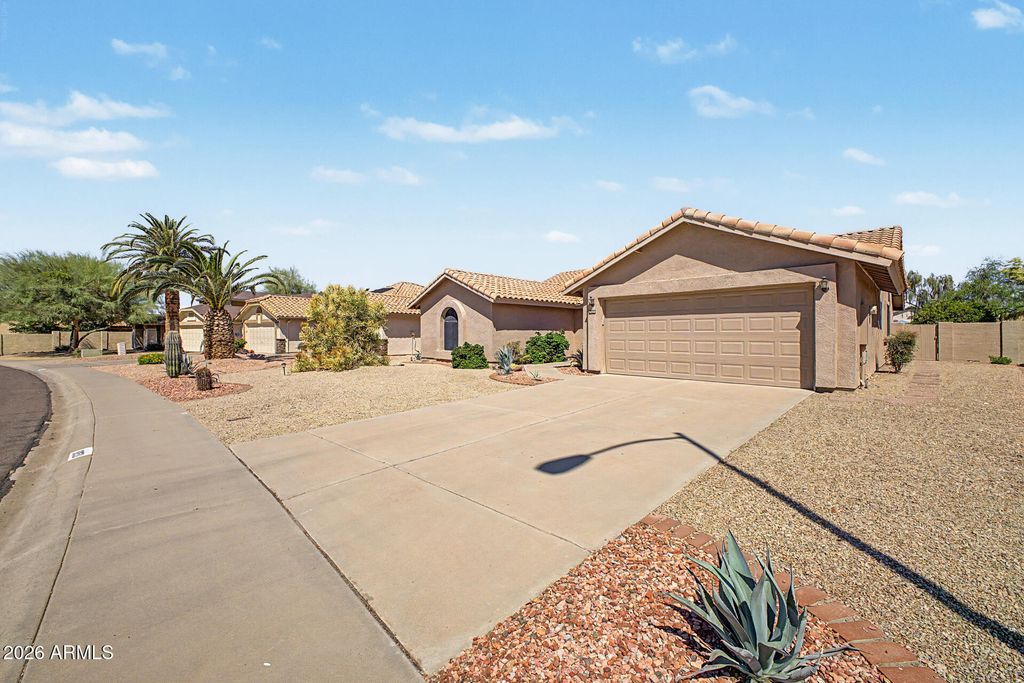 9850 W MENADOTA Drive, Peoria, AZ 85382 — photo 3
