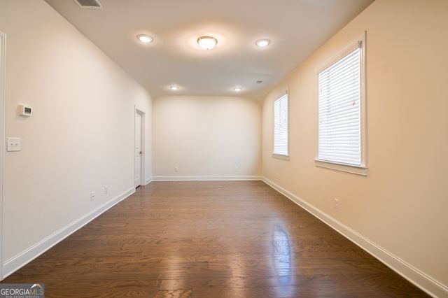 683 Avondale Creek, Decatur, GA 30032