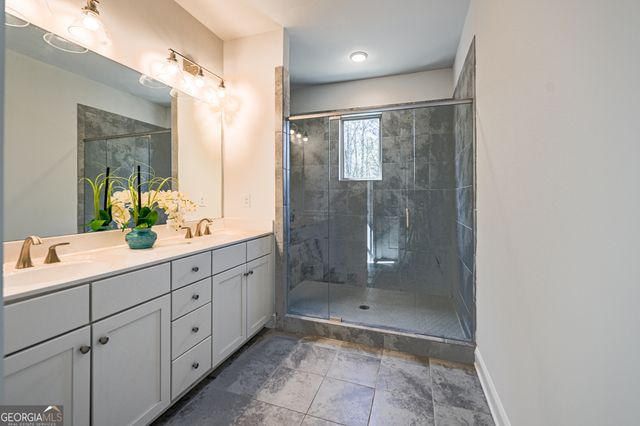 683 Avondale Creek, Decatur, GA 30032