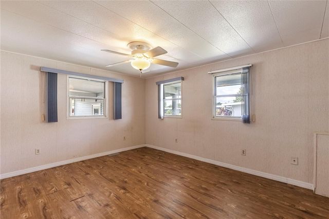 34232 ISLAND DRIVE, Leesburg, FL 34788