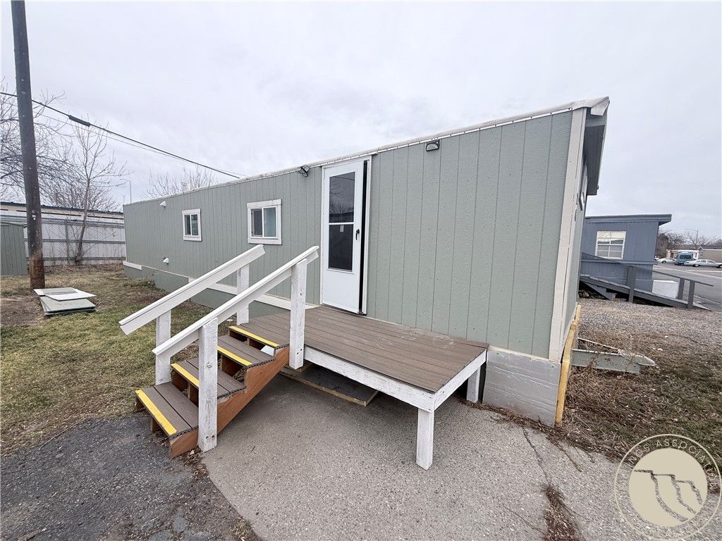 307 S Billings Blvd 24, Billings, MT 59101