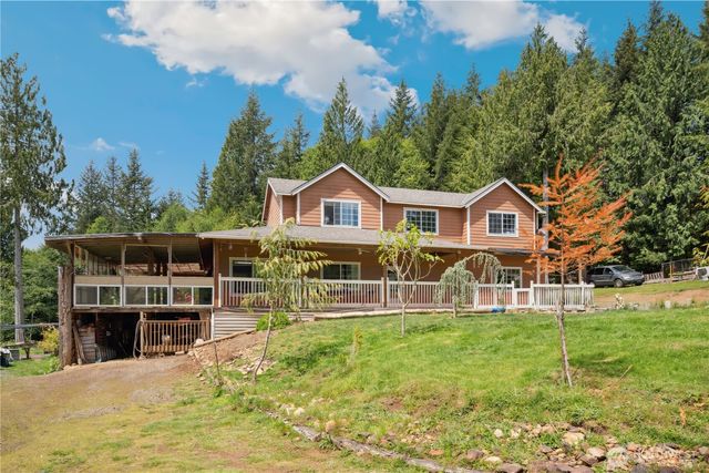 1407 Slide Creek Road, Longview, WA 98632
