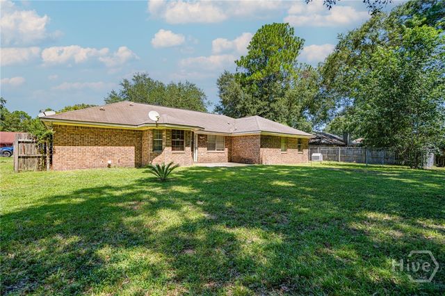 194 McCumber Drive, Allenhurst, GA 31301