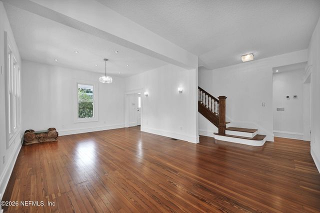 3002 RIVERSIDE Avenue, Jacksonville, FL 32205