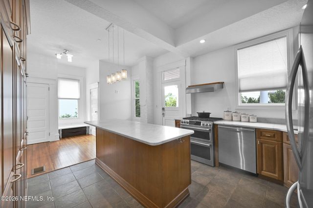 3002 RIVERSIDE Avenue, Jacksonville, FL 32205