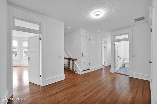 3002 RIVERSIDE Avenue, Jacksonville, FL 32205