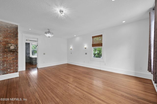 3002 RIVERSIDE Avenue, Jacksonville, FL 32205