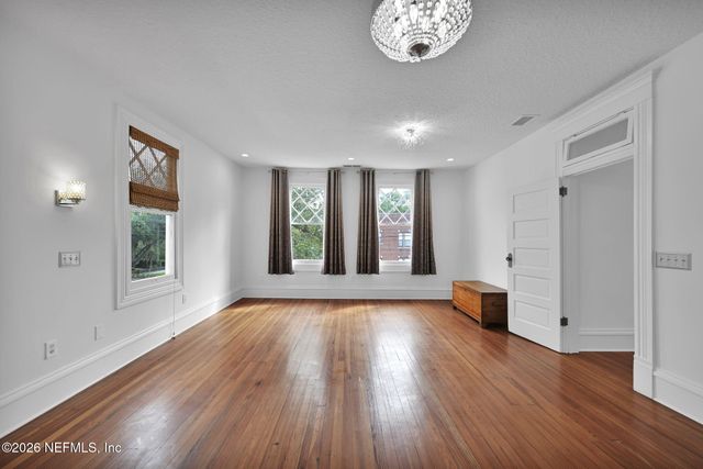3002 RIVERSIDE Avenue, Jacksonville, FL 32205