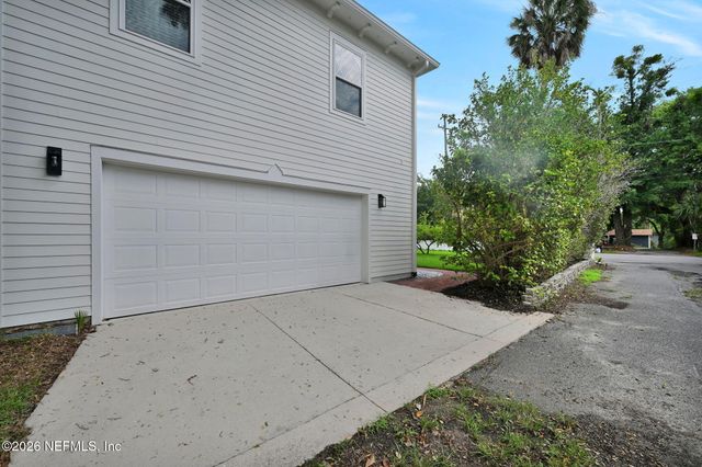 3002 RIVERSIDE Avenue, Jacksonville, FL 32205