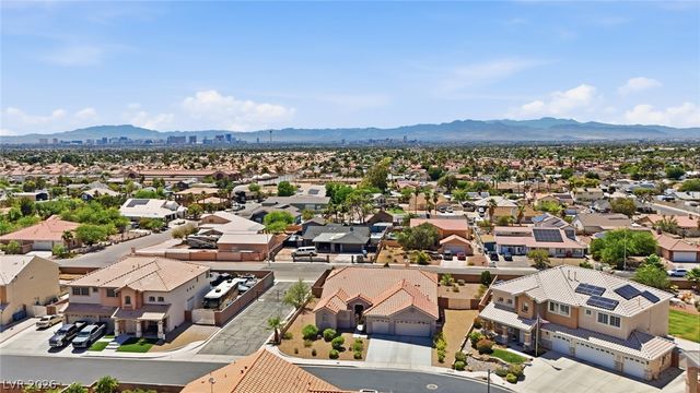 683 Vermeer Street, Las Vegas, NV 89110
