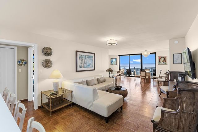 3951 N Ocean Boulevard 503, Gulf Stream, FL 33483