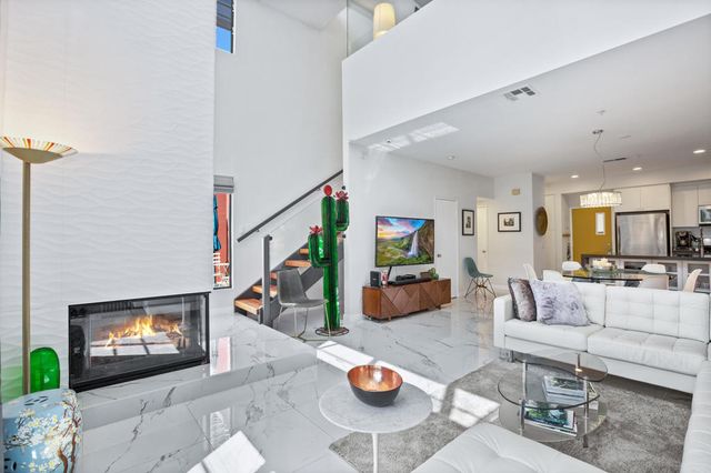 685 E Arenas Road, Palm Springs, CA 92262