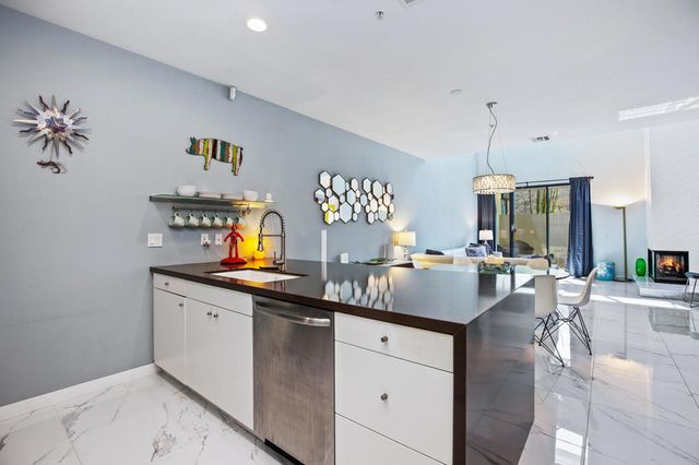 685 E Arenas Road, Palm Springs, CA 92262
