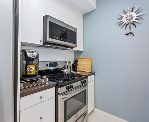685 E Arenas Road, Palm Springs, CA 92262