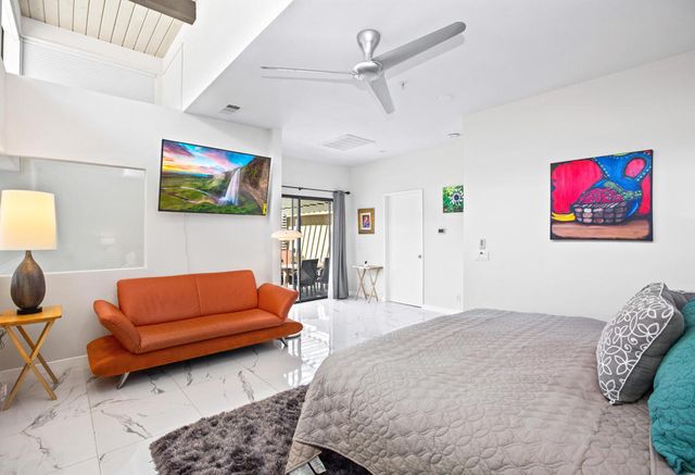 685 E Arenas Road, Palm Springs, CA 92262
