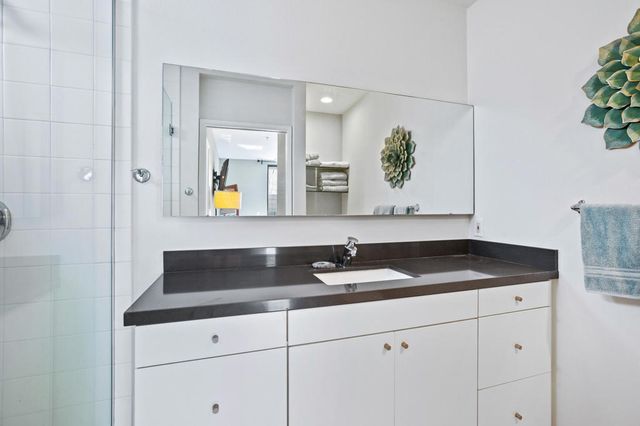 685 E Arenas Road, Palm Springs, CA 92262