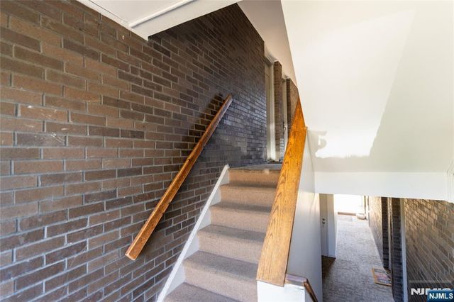 365 River Road E, Nutley, NJ 07110