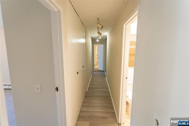 365 River Road E, Nutley, NJ 07110