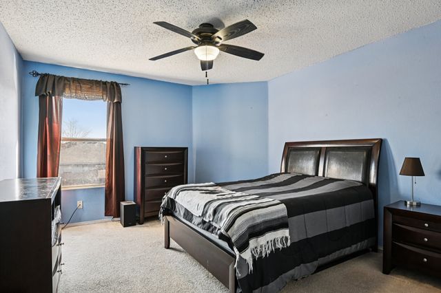 658 Bluechalk Drive, Cedar Hill, TX 75104