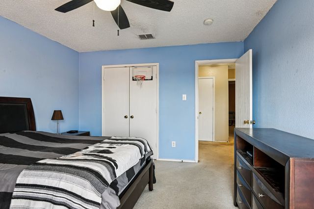 658 Bluechalk Drive, Cedar Hill, TX 75104